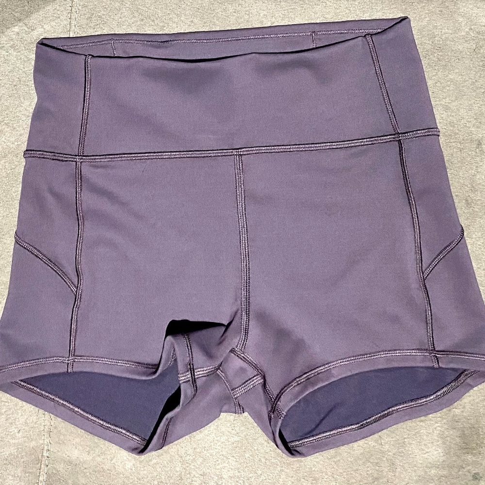 Lululemon Align short